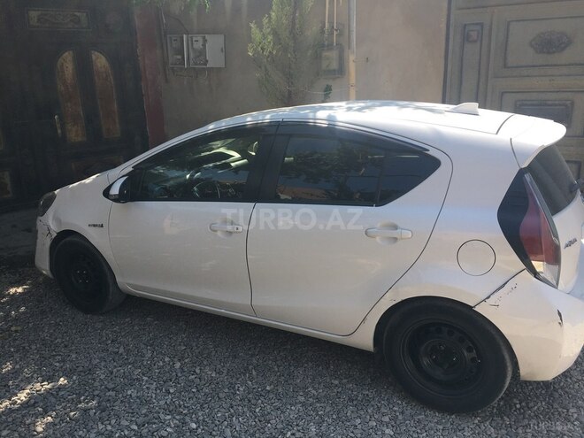 Toyota Aqua 2016, 35,200 km - 1.5 l - Bakı