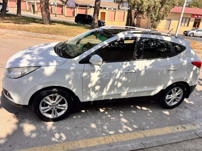 Hyundai ix35 2011, 266,666 km - 2.0 l - Bakı