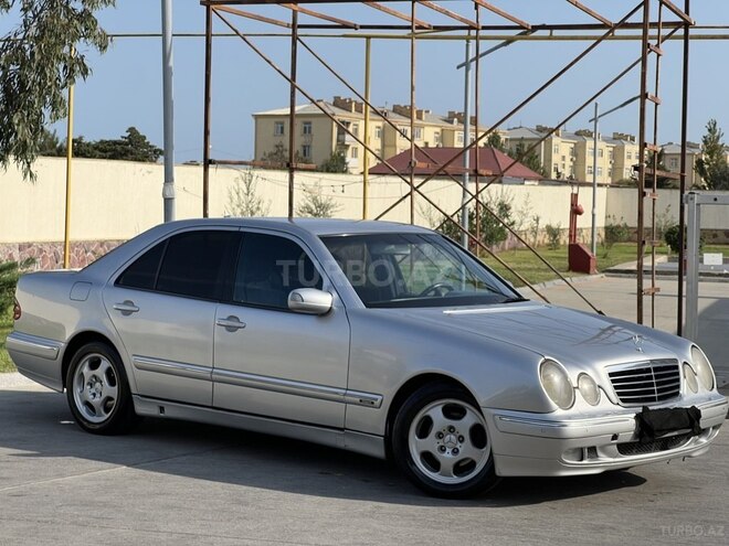 Mercedes E 220 1999, 457,583 km - 2.2 l - Bakı