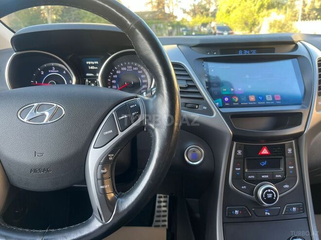 Hyundai Avante 2015, 130,000 km - 1.6 л - Bakı
