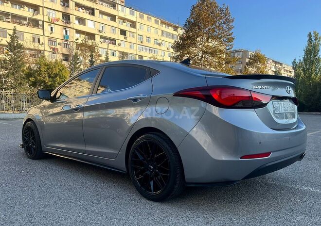 Hyundai Avante 2015, 130,000 km - 1.6 л - Bakı
