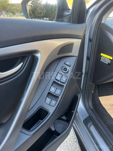 Hyundai Avante 2015, 130,000 km - 1.6 л - Bakı