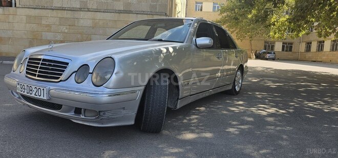 Mercedes E 270 2001, 385,000 km - 2.7 l - Bakı