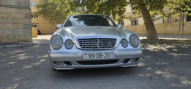 Mercedes E 270 2001, 385,000 km - 2.7 l - Bakı