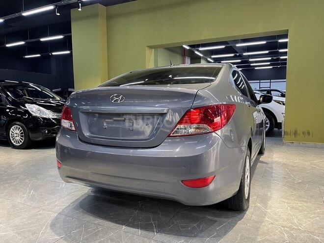 Hyundai Accent 2014, 232,000 km - 1.6 l - Bakı