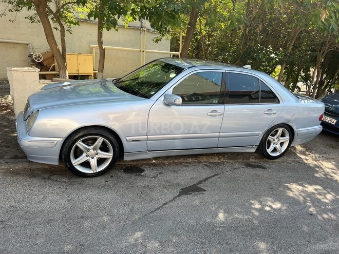 Mercedes E 200 2000, 378,000 km - 2.0 l - Bakı