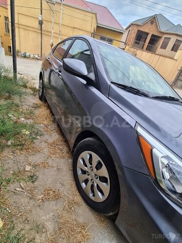 Hyundai Accent 2016, 180,000 km - 1.6 l - Bakı