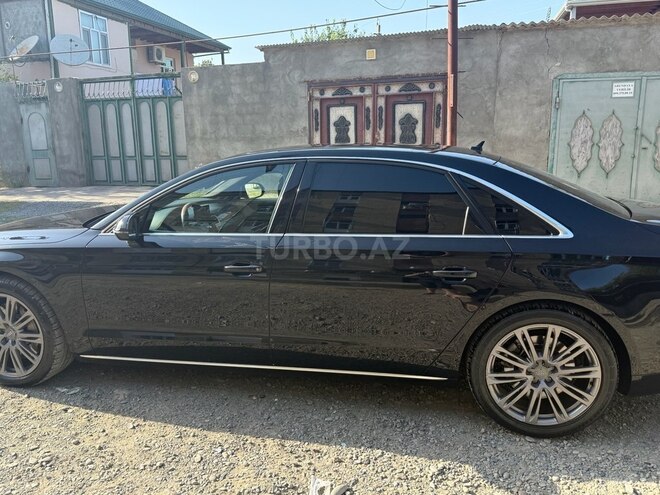 Audi A8 2012, 107,000 km - 4.2 л - Bakı