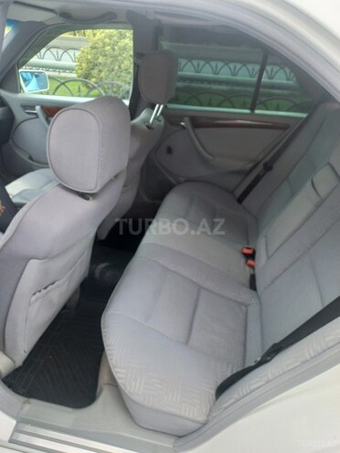 Mercedes C 180 1998, 300,000 km - 1.8 л - Bakı