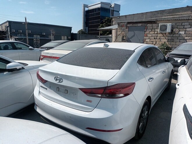 Hyundai Elantra 2016, 145,000 km - 1.6 л - Bakı