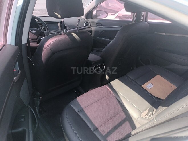 Hyundai Elantra 2016, 145,000 km - 1.6 л - Bakı
