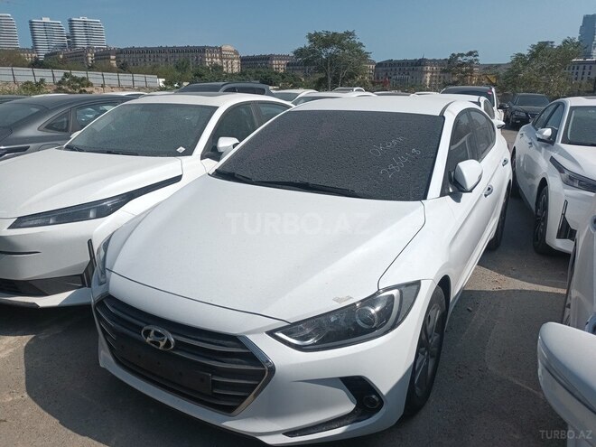 Hyundai Elantra 2016, 145,000 km - 1.6 л - Bakı