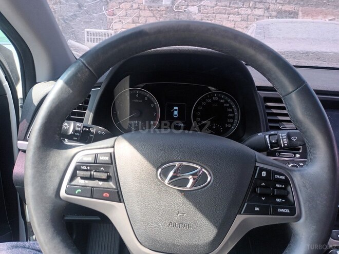 Hyundai Elantra 2016, 145,000 km - 1.6 л - Bakı