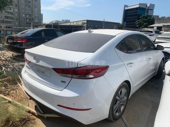 Hyundai Elantra 2016, 163,000 km - 1.6 л - Bakı