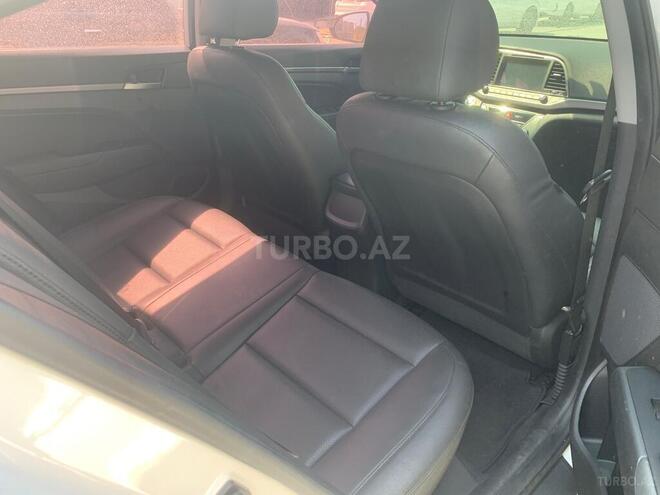 Hyundai Elantra 2016, 163,000 km - 1.6 л - Bakı