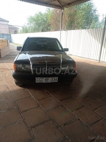 Mercedes 190 1992, 324,000 km - 1.8 l - Salyan