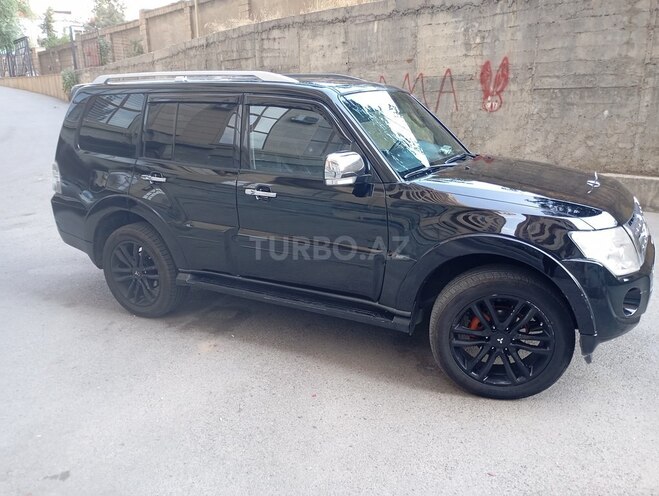 Mitsubishi Pajero 2007, 315,000 km - 3.0 л - Bakı