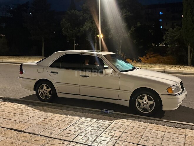 Mercedes C 200 1998, 303,000 km - 2.0 l - Bakı