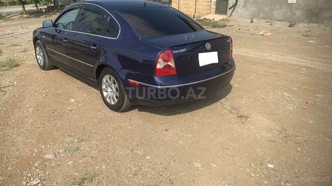 Volkswagen Passat 2002, 300,000 km - 1.8 l - Gəncə