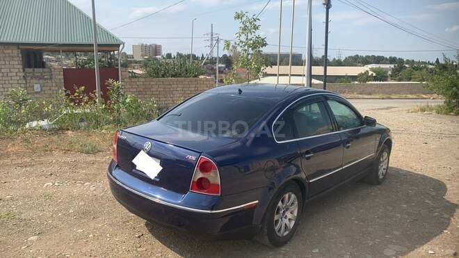 Volkswagen Passat 2002, 300,000 km - 1.8 l - Gəncə
