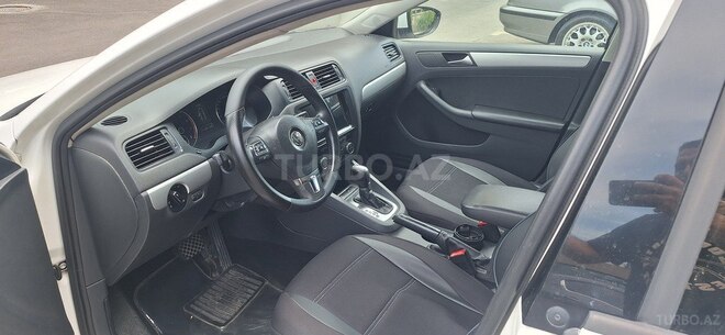 Volkswagen Jetta 2013, 220,000 km - 2.0 l - Bakı
