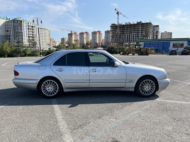 Mercedes E 240 1997, 250,000 km - 2.4 l - Sumqayıt