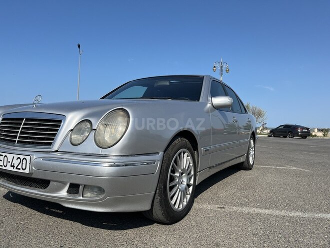 Mercedes E 240 1997, 250,000 km - 2.4 l - Sumqayıt