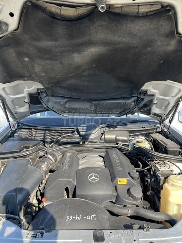 Mercedes E 240 1997, 250,000 km - 2.4 l - Sumqayıt