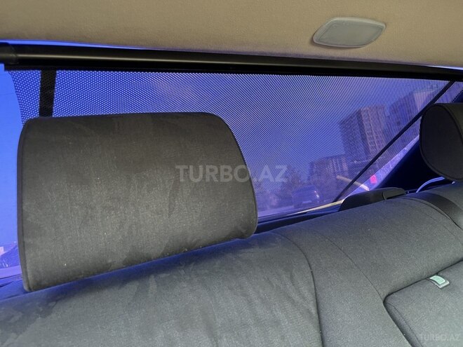 Mercedes E 240 1997, 250,000 km - 2.4 l - Sumqayıt