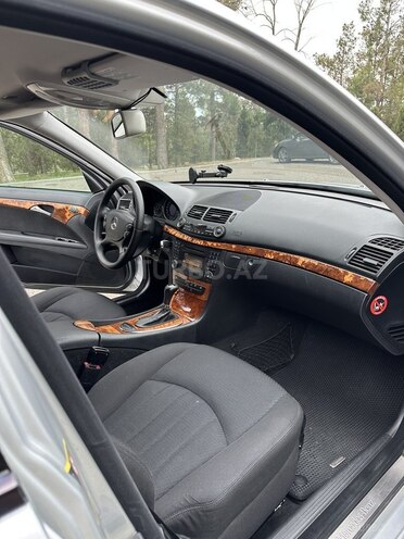Mercedes E 220 2009, 341,000 km - 2.2 л - Naftalan
