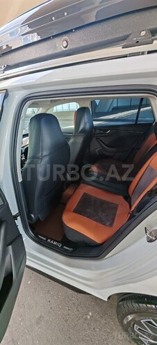Skoda Kamiq 2023, 73,000 km - 1.6 л - Bakı