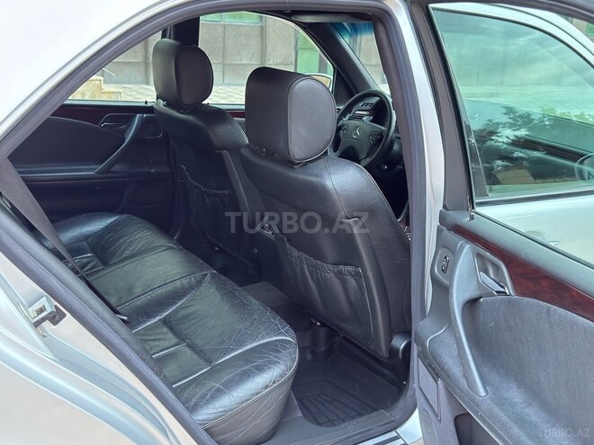 Mercedes E 200 2000, 233,000 km - 2.0 l - Gəncə