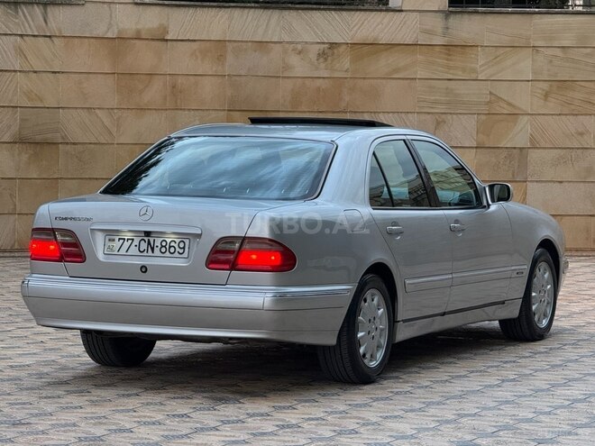 Mercedes E 200 2000, 233,000 km - 2.0 l - Gəncə