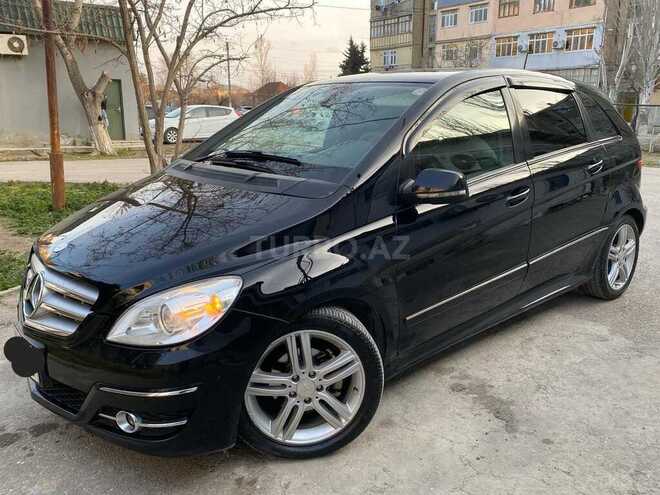Mercedes B 180 2009, 225,000 km - 2.0 l - Sumqayıt