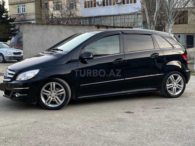 Mercedes B 180 2009, 225,000 km - 2.0 l - Sumqayıt