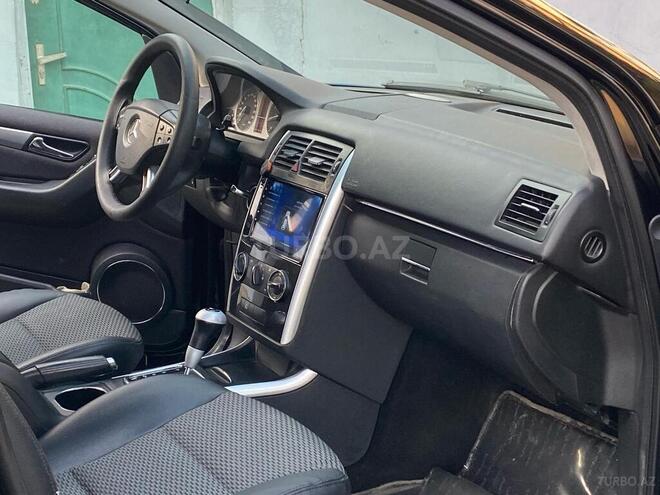 Mercedes B 180 2009, 225,000 km - 2.0 l - Sumqayıt