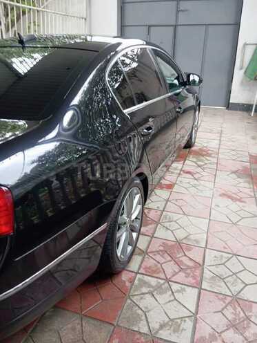 Volkswagen Passat 2005, 276,000 km - 2.0 l - Gəncə