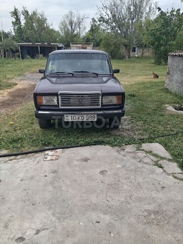 LADA (VAZ) 2107 2002, 32,000 km - 1.5 l - Ucar