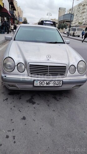 Mercedes E 220 1999, 517,869 km - 2.2 l - Bakı