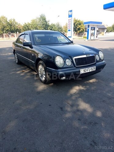Mercedes E 240 1999, 408,569 km - 2.4 l - Göyçay