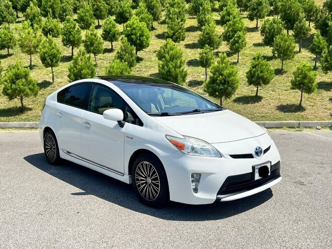 Toyota Prius 2013, 234,000 km - 1.8 л - Bakı