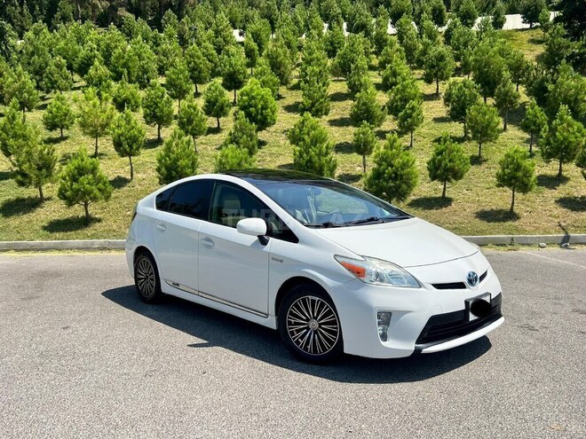 Toyota Prius 2013, 234,000 km - 1.8 л - Bakı
