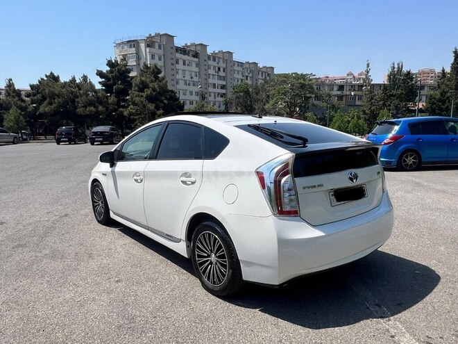 Toyota Prius 2013, 234,000 km - 1.8 л - Bakı