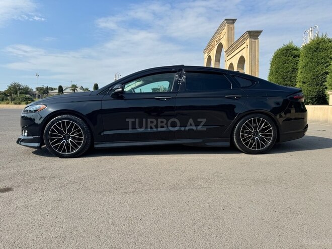 Ford Fusion (North America) 2015, 193,926 km - 2.0 l - Bərdə