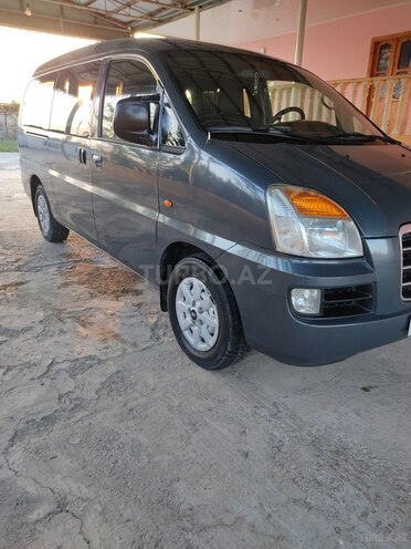 Hyundai H-1 2006, 600,000 km - 2.5 л - Hacıqabul