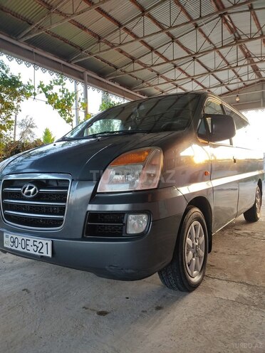 Hyundai H-1 2006, 600,000 km - 2.5 л - Hacıqabul