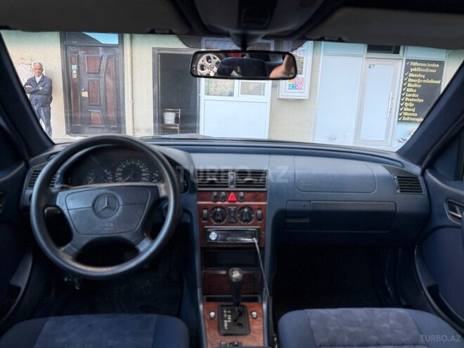 Mercedes C 200 1997, 365,045 km - 2.0 l - Bakı