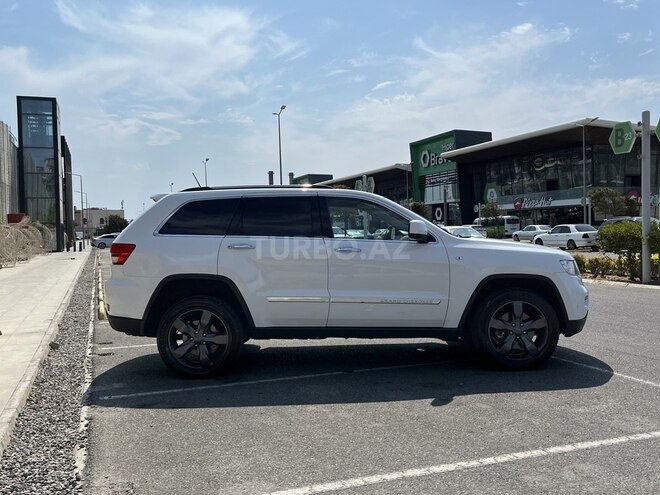 Jeep Grand Cherokee 2012, 177,000 km - 3.6 л - Bakı