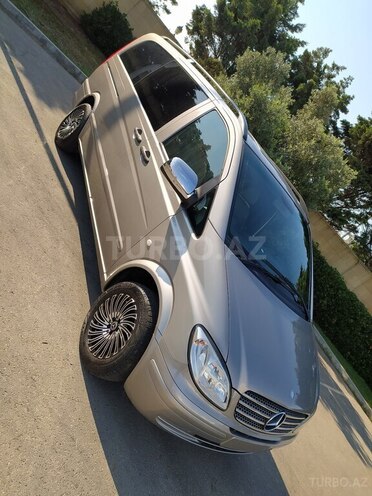 Mercedes Vito 115 2009, 280,403 km - 2.1 л - Bakı