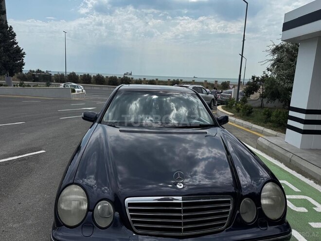 Mercedes E 220 1999, 192,000 km - 2.2 l - Bakı